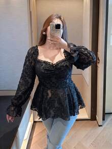 Vibekara New Elegant Sweet Chiffon & Contrast Lace Puff Sleeve Blouse, Frill Trim Cropped Shirt For Women, Slim Fit Fall - Black - View 3