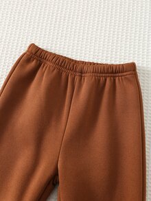 SHEIN B3010126051803865 男嬰卡通動物 3D 圖案針織柔軟圓領長袖套頭衫與彈性腰棕色長褲 2 件套，秋冬款 - 彩色 - 查看 6