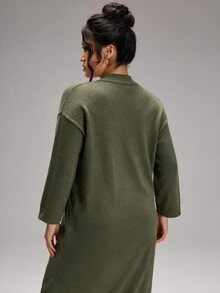 SHEIN BASICS 大尺碼女款純色落肩長袖口袋針織開襟毛衣 冬季 - 綠色 - 查看 4
