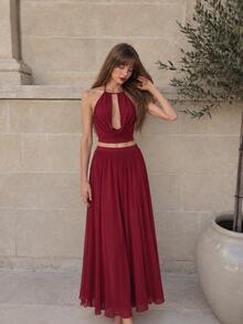INAWLY Burgundy Halter Deep V-Neck Ruched Cropped Top + Flowy Pleated Long Skirt 2 Pieces Set - Burgundy - View 5