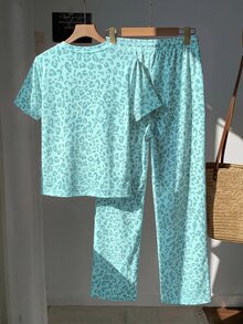 SHEIN EZwear 女款豹紋短袖T恤與抽繩腰長褲休閒套裝 - 綠色 - 查看 2