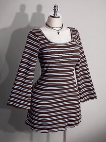 SHEIN ICON 大尺碼黑白露背喇叭袖針織洋裝 秋季 90年代 80年代 70年代 返校季 俱樂部 早午餐 晚餐聚會 度假 Y2K 2000年代 - 彩色 - 查看 5