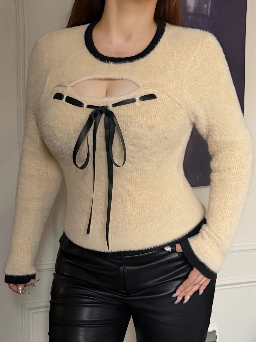 Dazy Plus Autumn Sexy Fitted Hollow-Out Contrast Color Drawstring Bow-Knot Sweater - Beige - View 1