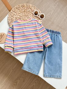 2件組女嬰彩色條紋圓領長袖套頭上衣與花卉蜜蜂蝴蝶圖案牛仔褲套裝 - 彩色 - 查看 2