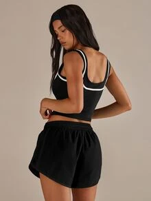 Athîral 女款休閒保守運動對比縫線黑白背心上衣，春夏健身運動運動服 - 黑色 - 查看 2
