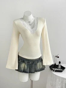 Elamini Autumn/Winter Deep V-Neck T-Shirt With Lace Trim And Flare Sleeves - Apricot - View 3