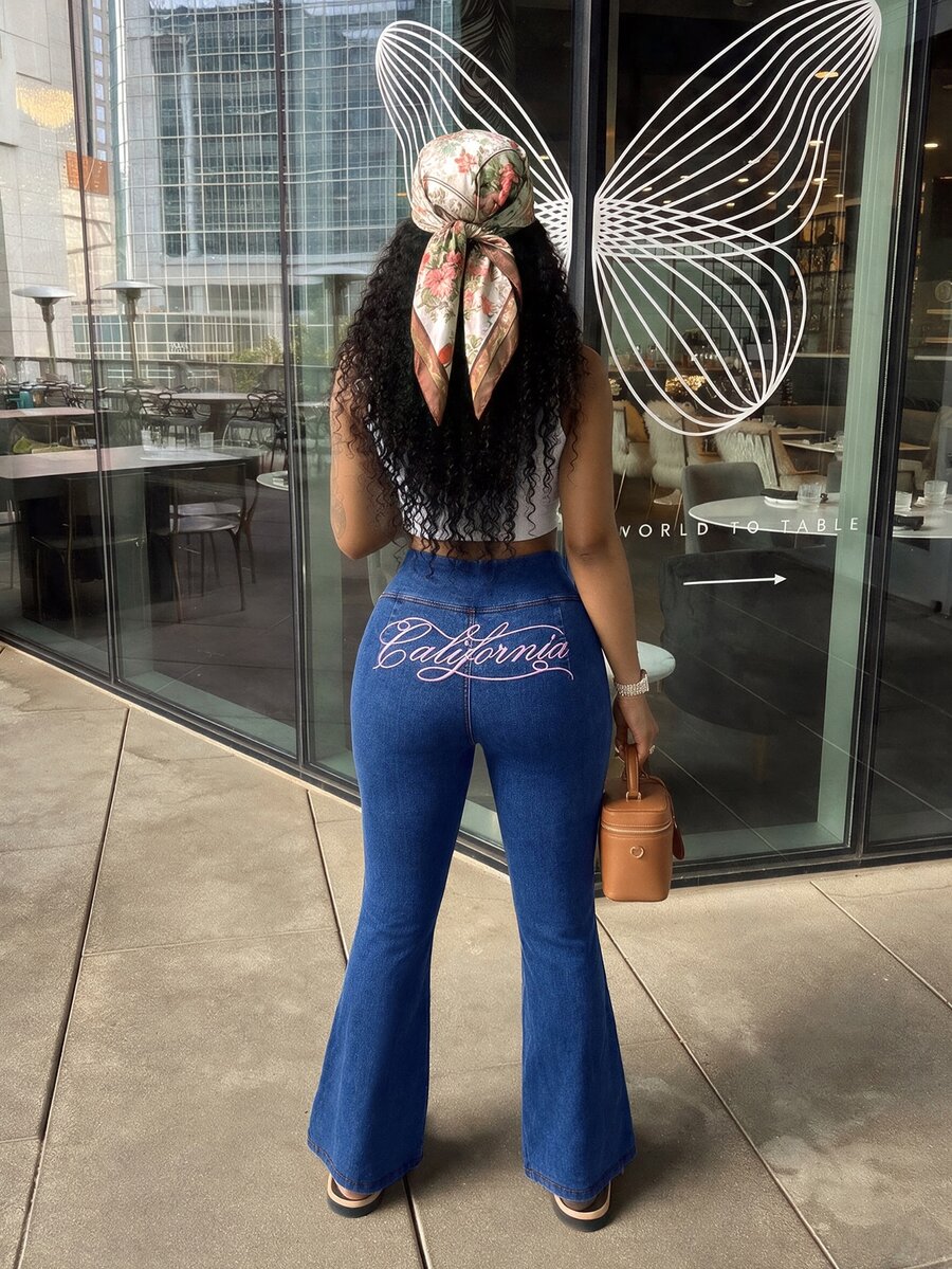 Slaydiva Celana Jeans Flare Kasual Pinggang Asimetris untuk Wanita Ukuran Plus - Dark Wash - View 1