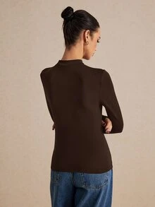 Poéselle 女款高彈力針織 100% 棉高領 T 恤 素色基礎打底上衣 百搭四季開學季衣櫥必備日常款 - 棕色 - 查看 2