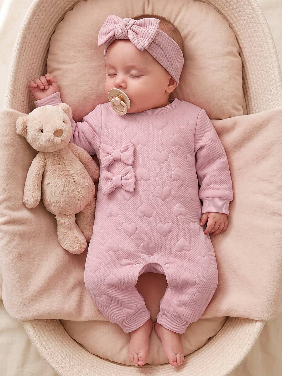 SHEIN Baju Terusan Bayi Baru Lahir Musim Gugur/Dingin, Baju Santai Lengan Panjang Motif Pita dan Hati Warna Pink yang Lucu - Berwarna merah muda - View 1