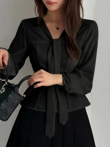 DAZY 女款極簡百搭長袖襯衫，適合商務辦公 - 黑色 - 查看 2