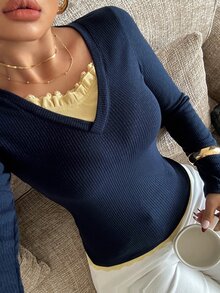 Dazy Plus Contrast Color Patchwork V-Neck Solid Color Sexy Elegant Long Sleeve T-Shirt - Navy Blue - View 1