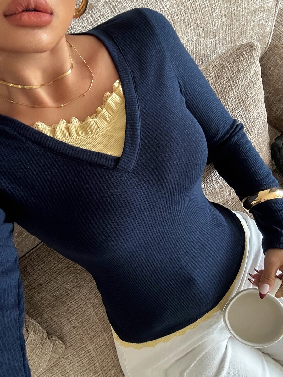 Dazy Plus Contrast Color Patchwork V-Neck Solid Color Sexy Elegant Long Sleeve T-Shirt - Navy Blue - View 1