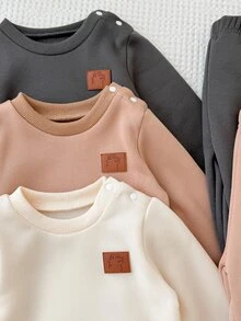 SHEIN 2pcs Baby Boy Sweatshirt Joggers Set Cute Cream Khaki Leather Patch Ribbed Long Sleeve Round Neck Regular Party Fall Holiday Retro - Brown - View 5