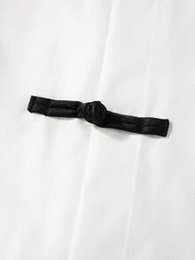 Manfinity Mode 男士白色新中式立領盤扣襯衫，商務白色抗皺面料唐裝成熟風襯衫 - 白色 - 查看 4
