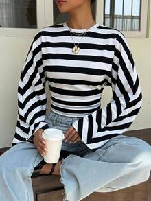 SHEIN EZwear 復古休閒針織條紋收腰T恤 - 黑與白 - 查看 3