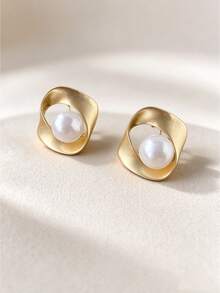 Livesso Women's Fashion Faux Pearl Decor Stud Earrings - Gold - View 1