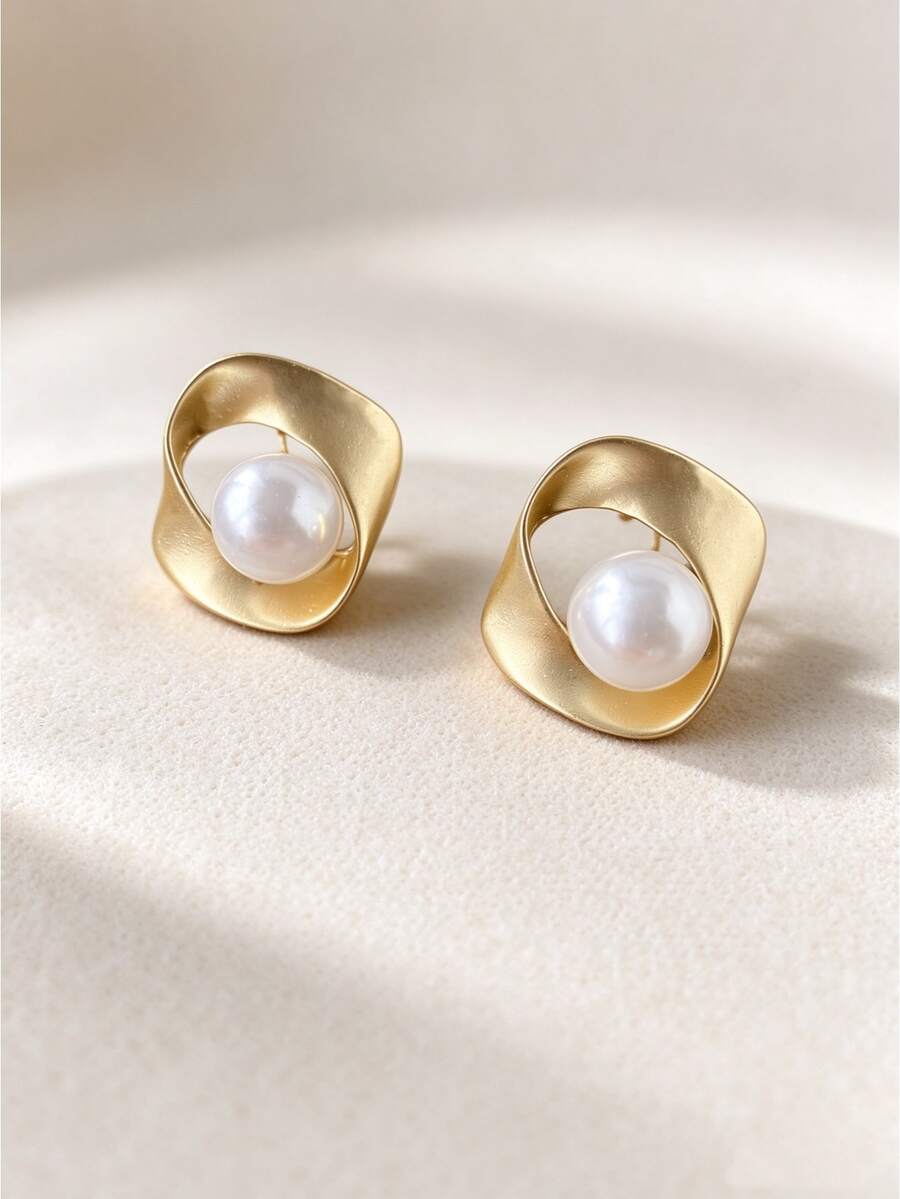 Livesso Women's Fashion Faux Pearl Decor Stud Earrings - Gold - View 1