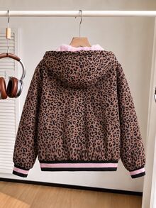 SHEIN 女童豹紋連帽夾克，內層刷毛，休閒拉鍊開襟上衣，甜美粉色愛心裝飾與側面編織飾帶設計，寬鬆落肩版型，適合日常外出與校園穿著，百搭時尚冬季外套 - 棕色 - 查看 2