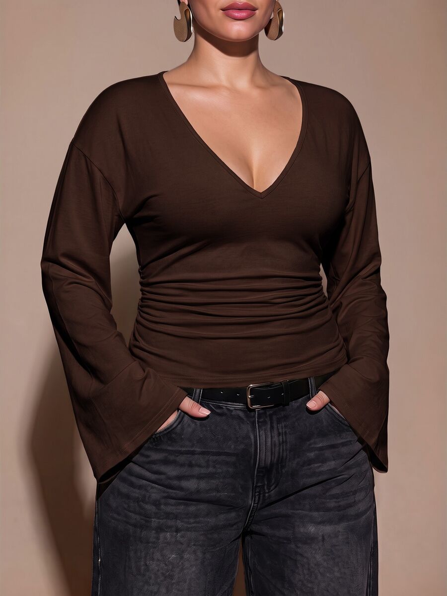 SHEIN BAE CURVE 大尺碼女款休閒日常返校通勤優雅大袖深V領基礎極簡T恤,黃色上衣,萬聖節,基礎款 - 咖啡棕 - 查看 1