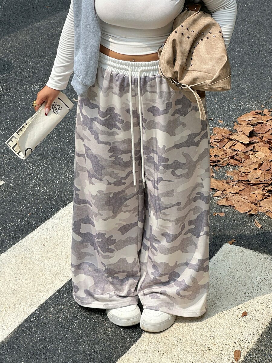 Muchica Plus-Size, Loose-Fitting Streetwear-Style Sweatpants Featuring A Retro Camouflage Print, A Contrasting Drawstring Waistband, And Pockets. - Multicolor - View 1