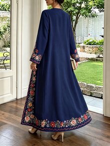 SHEIN Najma 女款花卉印花休閒聚會與旅行長袍 - 彩色 - 查看 2