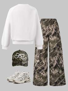 SHEIN Tween Girls 2 Pieces Outfit, Camo Bow Print Raglan Sweatshirt & Leaf Camo Loose Wide Leg Sweatpants, Cute Fall Clothes Set For Tween Girls - White - View 2