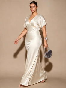 SHEIN BAE CURVE 大尺碼女款純色V領休閒優雅常規派對正式婚禮賓客旅行洋裝 棕色 夏季 - 杏色 - 查看 3