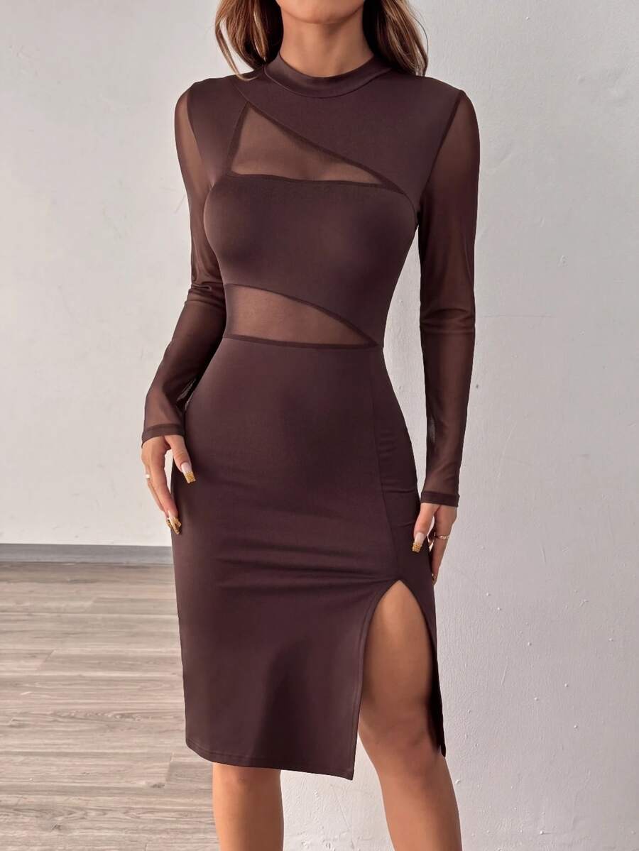 Glamine Gaun Hitam Wanita dengan Detail Belahan di Bagian Bawah dan Motif Jala Berongga - Coklat - View 1