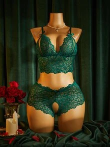 SpicyHot Sexy Lace Plus Size Lingerie Set (Wireless Triangle Panties) 2pcs - Dark Green - View 1