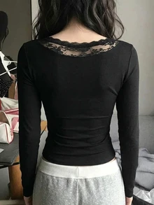 DAZY 女款蕾絲二合一長袖上衣，V領、扭轉腰部、不對稱下擺、拇指孔袖口，底層穿搭 - 黑色 - 查看 4
