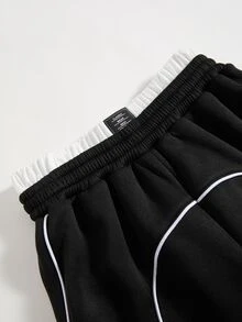 SHEIN 兒童青少年男孩 2 件組 新 Logo 刺繡圖案街頭運動風拼色鑲嵌黑色連帽衛衣與喇叭褲套裝，適合秋冬、開學季、舒適穿著、家庭聚會、生日派對、拍照、度假、節日、運動風格 - 黑色 - 查看 4