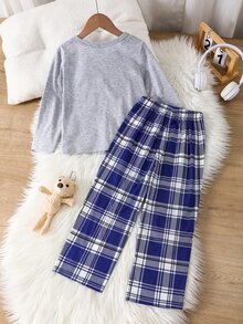 SHEIN Little Byeori 兒童小男孩休閒極簡風 2 件組睡衣套裝，拼色貼袋圓領長袖軟針織套頭上衣與鬆緊腰經典格紋長褲 - 灰色 - 查看 3