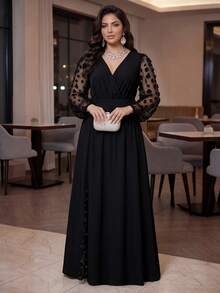 Auveirra فستان أنيق للنساء بمقاس كبير مزين بتطريزات وتطبيقات من القماش الشبكي بأكمام طويلة - الأسود - مشاهدة 1