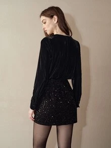 MOTF PREMIUM DEEP V-NECK RHINESTONE CHAIN DECOR VELVET MINI SHORT DRESS - Black - View 4