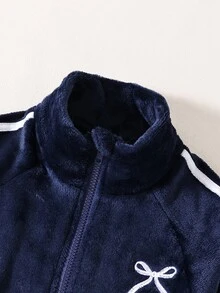 SHEIN Elladie kids 女童海軍藍蝴蝶結運動套裝，立領拉鍊夾克 + 束口運動長褲 2 件套，白色，校園運動，運動風，中大童秋季 - 藏蓝色 - 查看 4