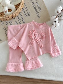 SHEIN Souflis قطعتان من كنزة وبنطلون واسع للبنات الصغيرات باللون الوردي الحلو مع كشكشة وفيونكة ونسيج مضلع ناعم وأكمام طويلة وياقة وهمية سميكة لحفلات أعياد الميلاد في فصلي الخريف والشتاء - وردي - مشاهدة 1