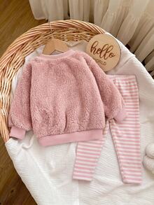 SHEIN Bộ áo nỉ họa tiết hoạt hình xù xì dễ thương & quần dài cạp chun cho bé gái, mùa thu/đông - Màu Khaki - Xem 2