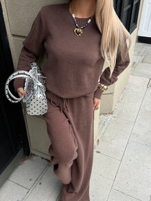 Livesso Women's Solid Color Round Neck Long Sleeve Sweater And Knitted Pants Casual Set, Autumn/Winter - Coffee Brown - View 4