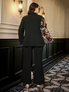 SHEIN Clasi Plus Size Elegant Floral Print Patchwork Jacket & Casual Long Pants Suit Set - Black - View 2