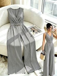 GlowEve CURVE Plus Size Women's Elegant Solid Color V-Neck Sleeveless Gold Decor Waist Buckle Cinched Waist Wide Leg Jumpsuit, Suitable For Spring/Summer Commute And Daily Wear - Black and White - View 1