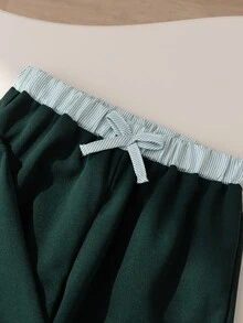 SHEIN Elladie kids 女童長袖T恤套裝，秋季新款，秋季、假期、返校季，海軍藍學院風對比色海豹蝴蝶結翻領運動衫 - 墨綠色 - 查看 5