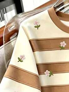 SHEIN 青少年女孩甜美休閒圓領短袖T恤，藍白條紋仿刺繡效果愛心與花卉印花T恤 - 彩色 - 查看 4