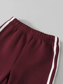 SHEIN 女童 (小號) 2件套運動衫套裝，圓領長袖運動衫；同色寬腿褲。甜美酷帥運動風，簡約又不失少女感，適合學校、短途旅行、戶外拍照、拜訪親友、派對穿著。 - 酒紅色 - 查看 7