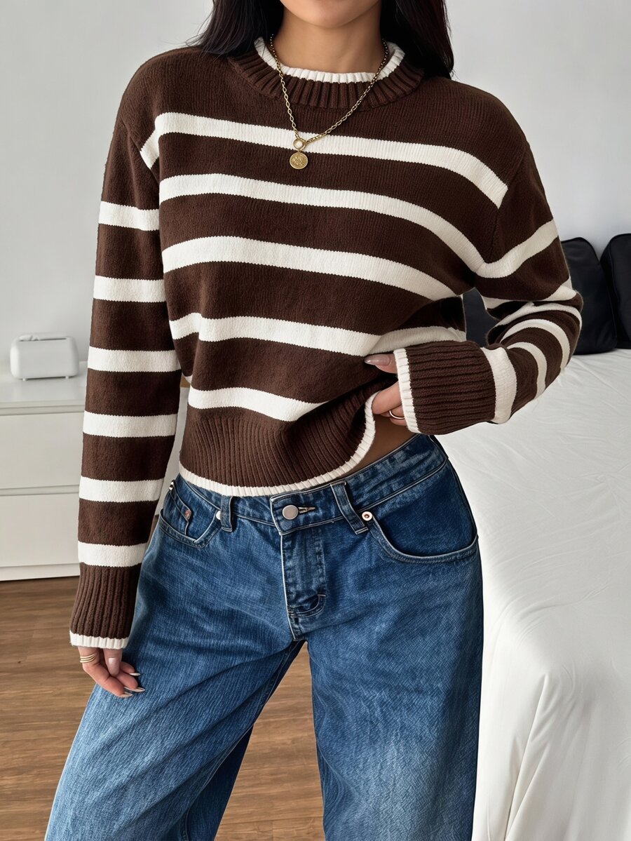 SHEIN PETITE 女款立領黑白條紋極簡毛衣,休閒日常穿著,適合嬌小身型,秋冬適用 - 咖啡棕 - 查看 1