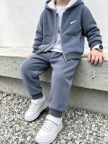 SHEIN 2pcs/Set Boys Casual Blue Composite Hooded Sweatshirt And Pants Set, Embroidered Chest Design, Soft Comfortable Fabric, Easy To Wear, Suitable For Spring And Autumn, School, Outings And Various Occasions - Blue - View 1