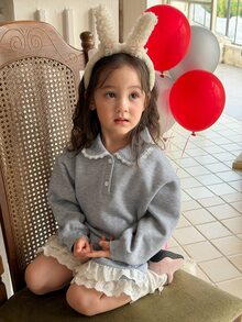 DAZY Baby Girl Contrast Lace Button Half-Placket Long Sleeve Sweatshirt And Shorts Cute Set - Light Grey - View 7