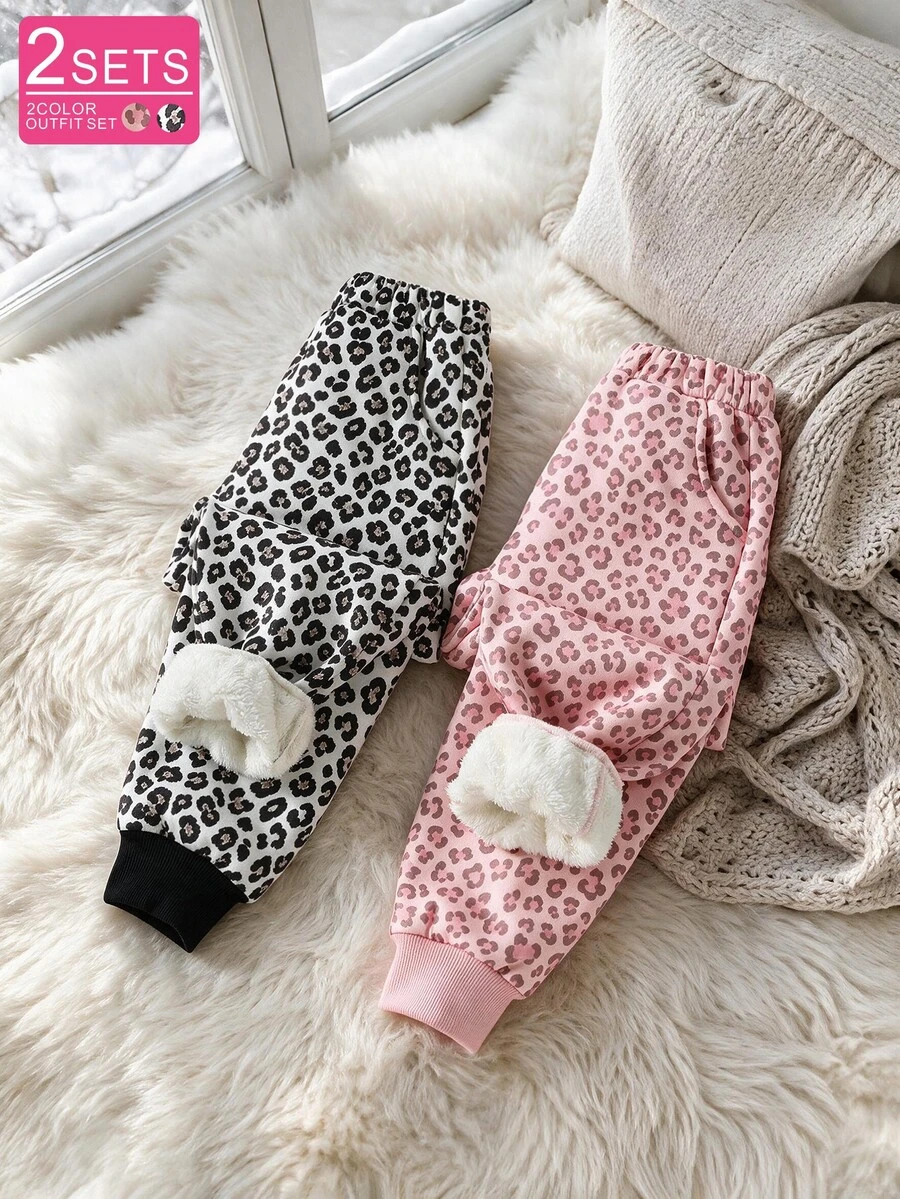 2件組女童幼兒保暖內裡運動長褲，時尚豹紋彈性腰收口慢跑褲，秋冬加厚抓絨長褲，柔軟彈性粉色豹紋＋經典豹紋寬鬆版型小女孩運動褲 - 彩色 - 查看 1