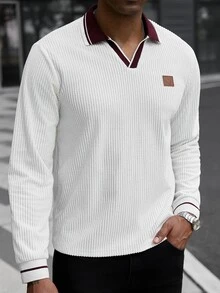 Manfinity CasualCool 秋冬男士白色天鵝絨條紋面料，前胸皮革貼布，V領設計，年輕街頭休閒 Polo 衫 - 白色 - 查看 7