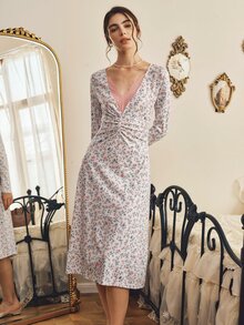 Côtesoire Mature Elegant French Noble Charm Intellectual Lace Patchwork Ruched Fitted Romantic Ditsy Floral Women's Nightgown - White - View 3