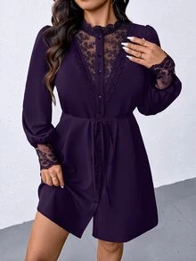 SHEIN LUNE 大尺碼女款修身鏤空蕾絲V領洋裝 - 紫色 - 查看 7